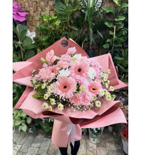 PEMBE KARIŞIK BUKET
